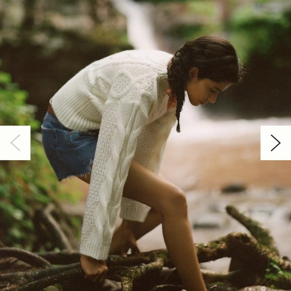 NWOT raga Anthropologie cropped cable knit sweater - Picture 3 of 6